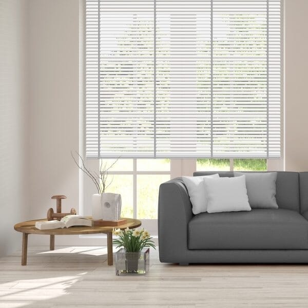 Jalousie 6084 Altweiss 50mm Esszimmer