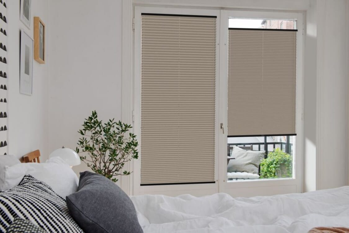 Plissee 1490 Schlafzimmer Beige