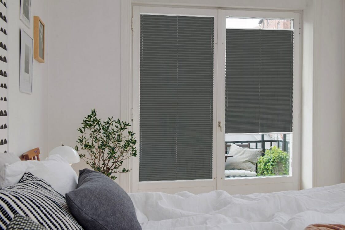 Plissee 2093 Schlafzimmer Grau