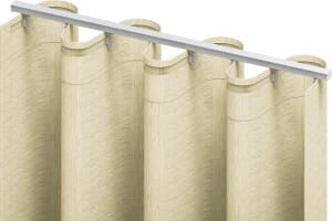 Wellenvorhang an der Schiene