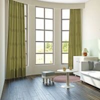 Eine Vorhang-Fensterdekoration für maximalen Komfort